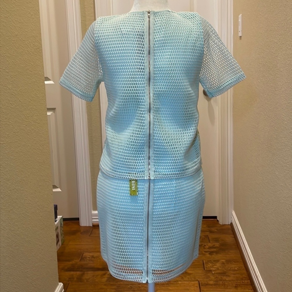 Gianni Bini 2 Piece Set: Mojito “A Winter’s Dream” Size Small Skirt & Top - Picture 3 of 10